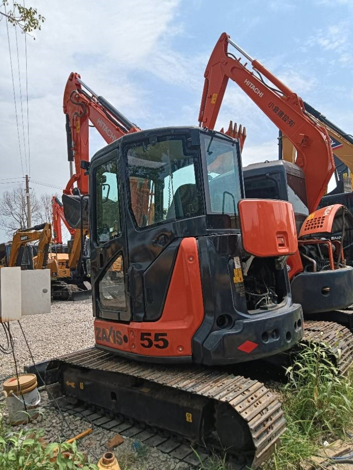 Hitachi ZX 55 - Гусеничный экскаватор: фото 4 Hitachi ZX 55 - Гусеничный экскаватор: фото 4