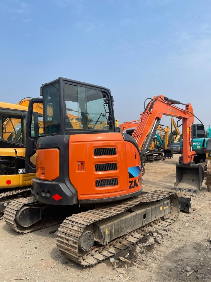 Hitachi ZX 55 - Мини-экскаватор: фото 1 Hitachi ZX 55 - Мини-экскаватор: фото 1