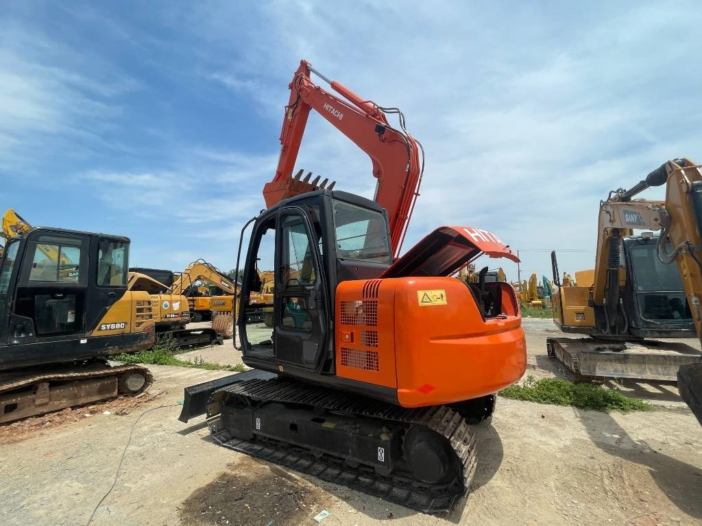 Hitachi ZX 70 - Мини-экскаватор: фото 2 Hitachi ZX 70 - Мини-экскаватор: фото 2