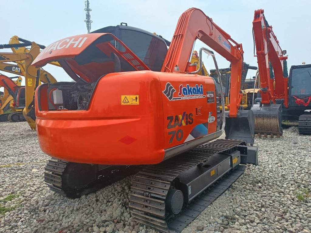 Hitachi ZX 70 - Мини-экскаватор: фото 4 Hitachi ZX 70 - Мини-экскаватор: фото 4