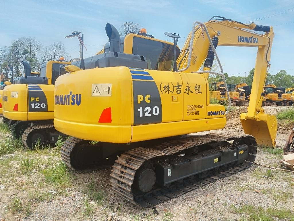 Komatsu PC 120  - Гусеничный экскаватор: фото 2 Komatsu PC 120  - Гусеничный экскаватор: фото 2