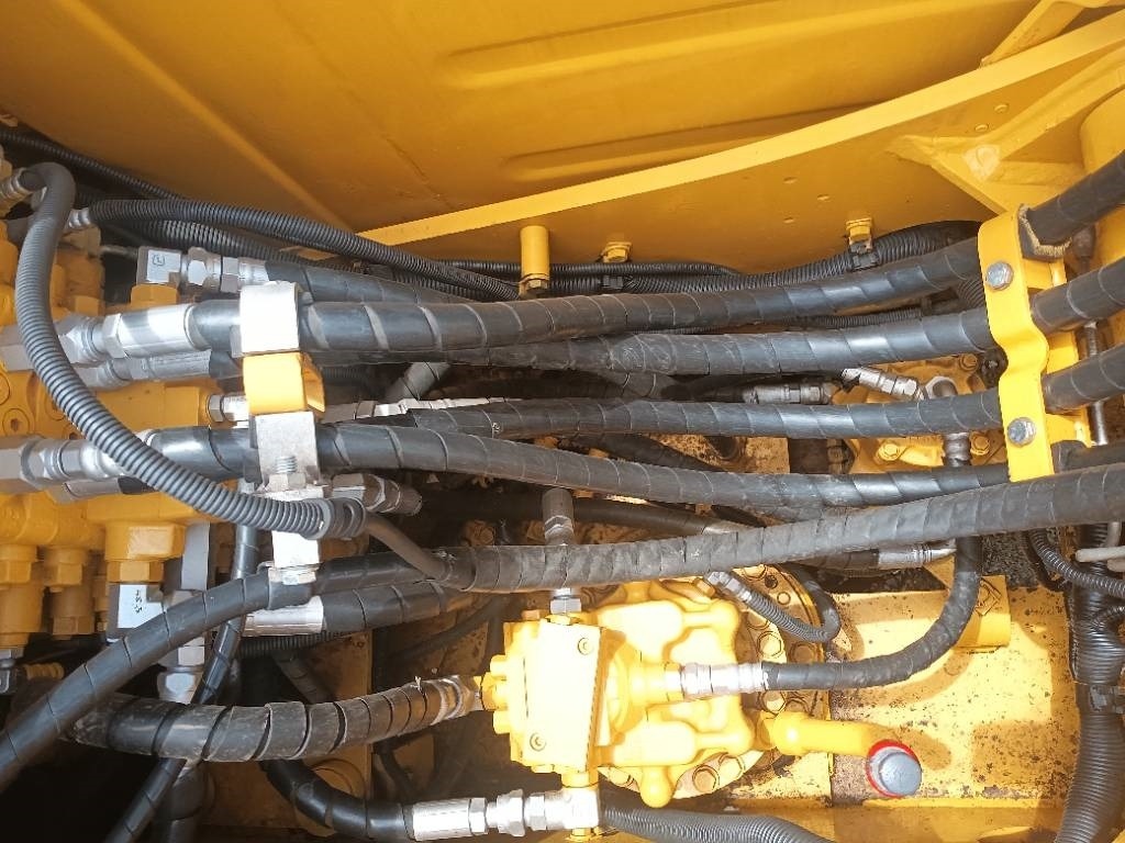 Komatsu PC 120  - Гусеничный экскаватор: фото 4 Komatsu PC 120  - Гусеничный экскаватор: фото 4