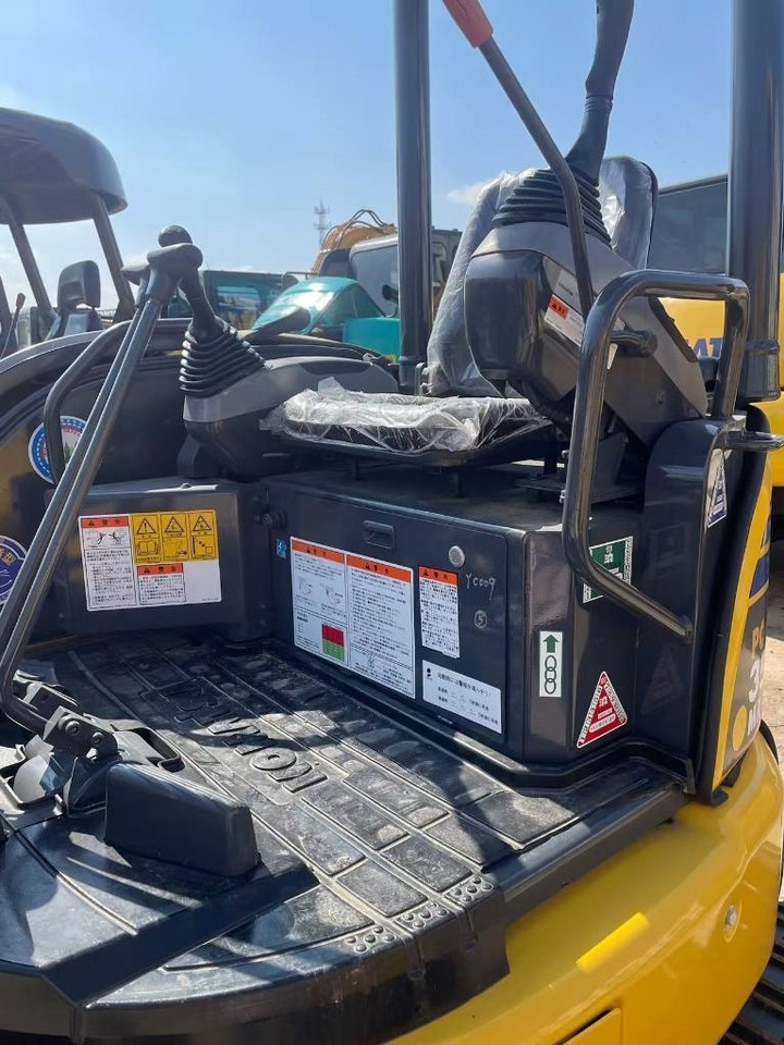 Komatsu PC 35 - Мини-экскаватор: фото 3 Komatsu PC 35 - Мини-экскаватор: фото 3