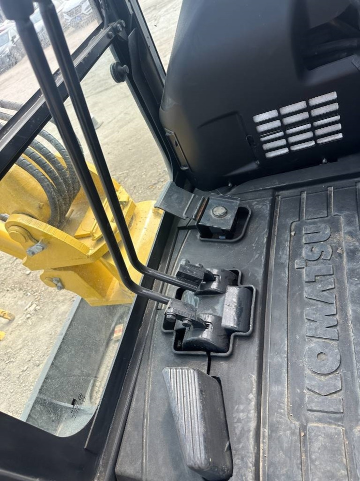 Komatsu PC 40 MR - Мини-экскаватор: фото 5 Komatsu PC 40 MR - Мини-экскаватор: фото 5
