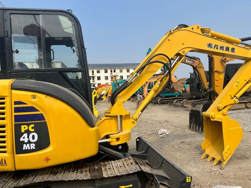 Komatsu PC 40 MR - Мини-экскаватор: фото 2 Komatsu PC 40 MR - Мини-экскаватор: фото 2