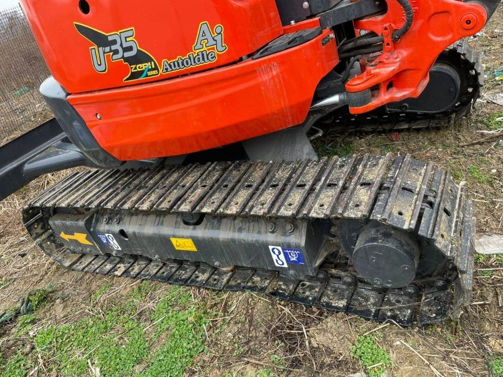 Kubota U 35 - Гусеничный экскаватор: фото 2 Kubota U 35 - Гусеничный экскаватор: фото 2
