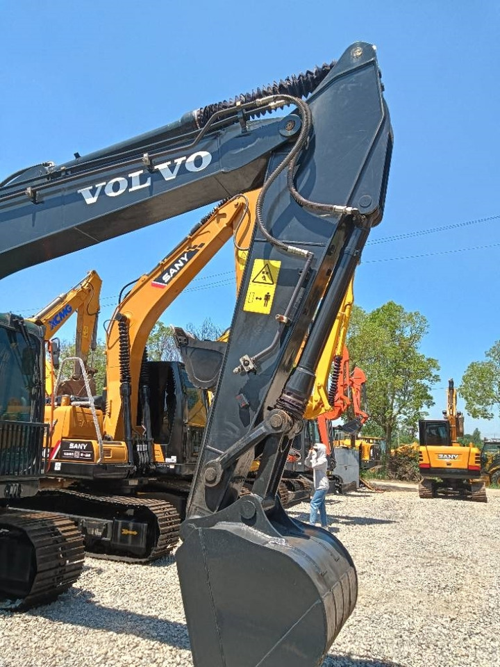 Volvo EC 140 B  - Гусеничный экскаватор: фото 3 Volvo EC 140 B  - Гусеничный экскаватор: фото 3