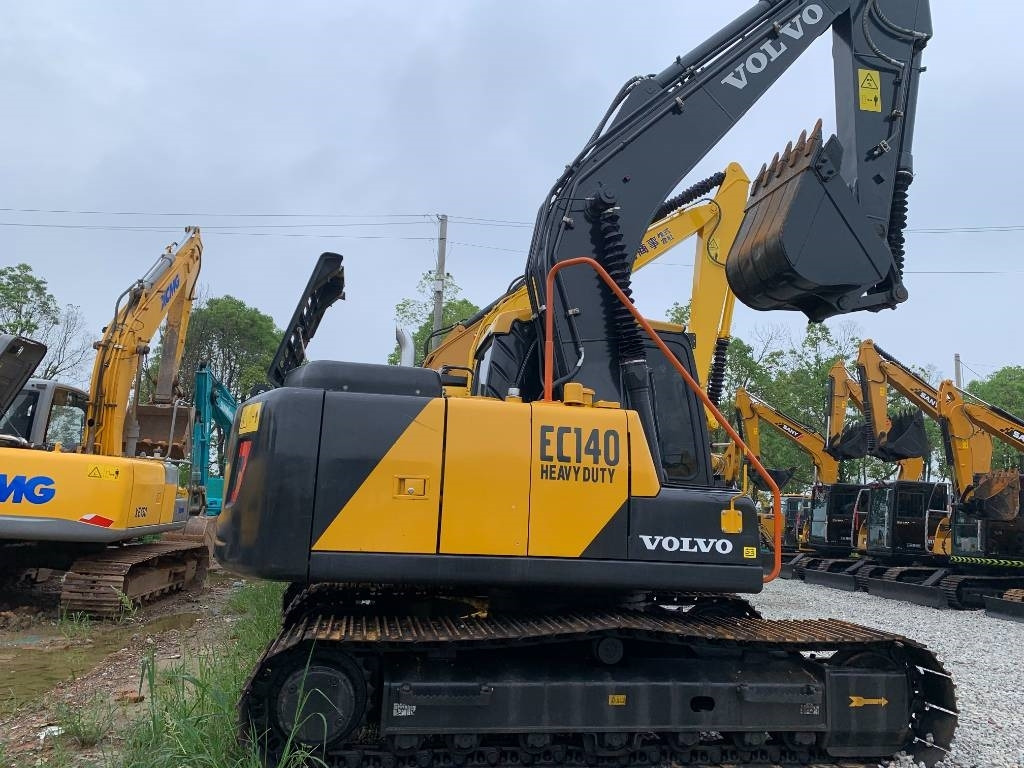 Volvo EC 140  - Гусеничный экскаватор: фото 1 Volvo EC 140  - Гусеничный экскаватор: фото 1