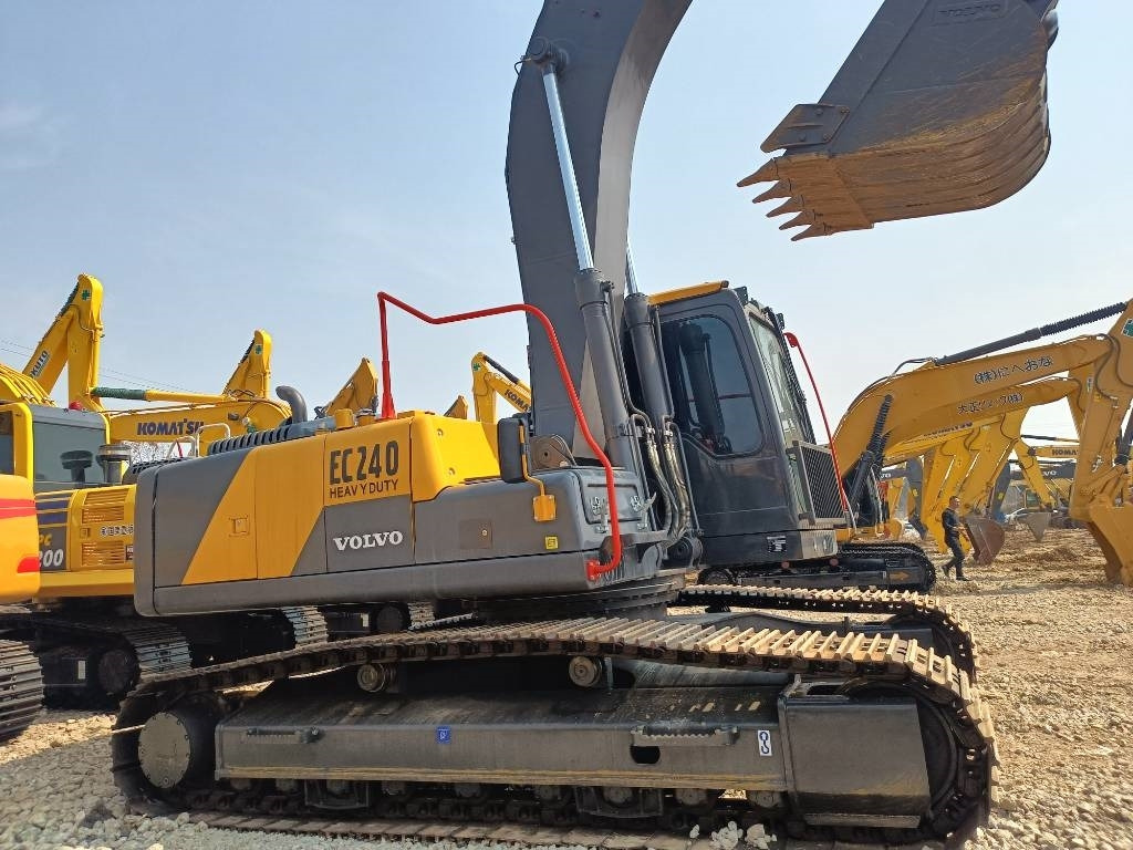 Volvo EC 240  - Гусеничный экскаватор: фото 3 Volvo EC 240  - Гусеничный экскаватор: фото 3