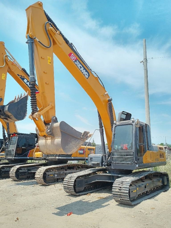 XCMG XE 215 DA - Гусеничный экскаватор: фото 2 XCMG XE 215 DA - Гусеничный экскаватор: фото 2