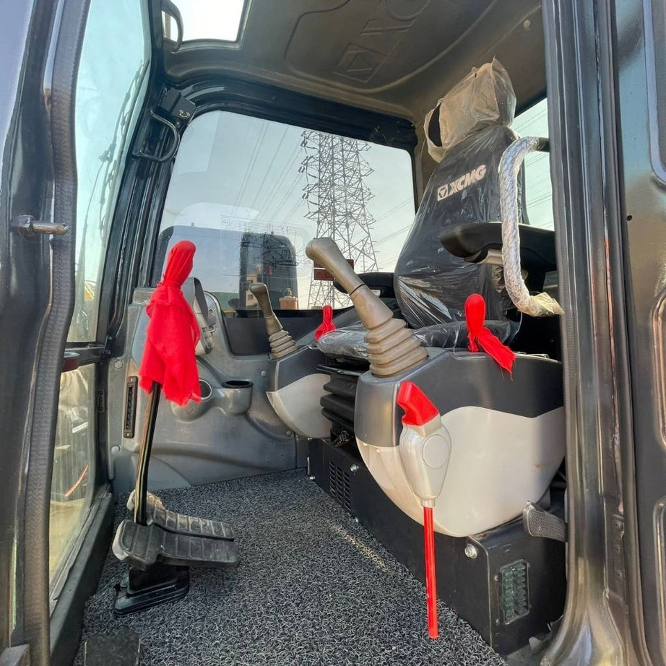 XCMG XE 60 DA  - Мини-экскаватор: фото 4 XCMG XE 60 DA  - Мини-экскаватор: фото 4