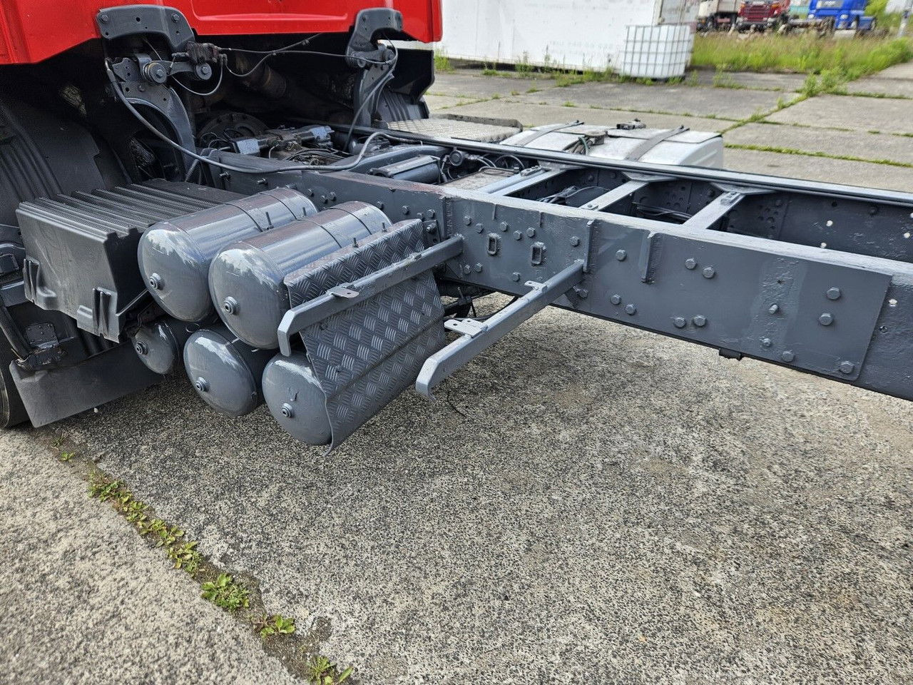 Scania 144 530 6X4 Manual Pump AND Injectros - Full Sprin G  в лизинг Scania 144 530 6X4 Manual Pump AND Injectros - Full Sprin G: фото 8