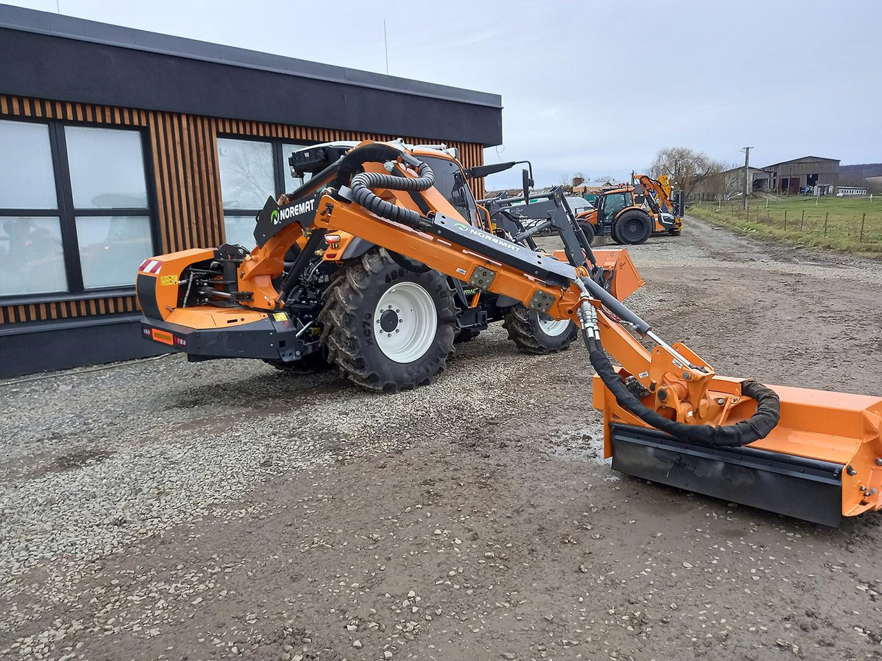 Lintrac Linder, Perkins, 90 - Трактор: фото 4 Lintrac Linder, Perkins, 90 - Трактор: фото 4