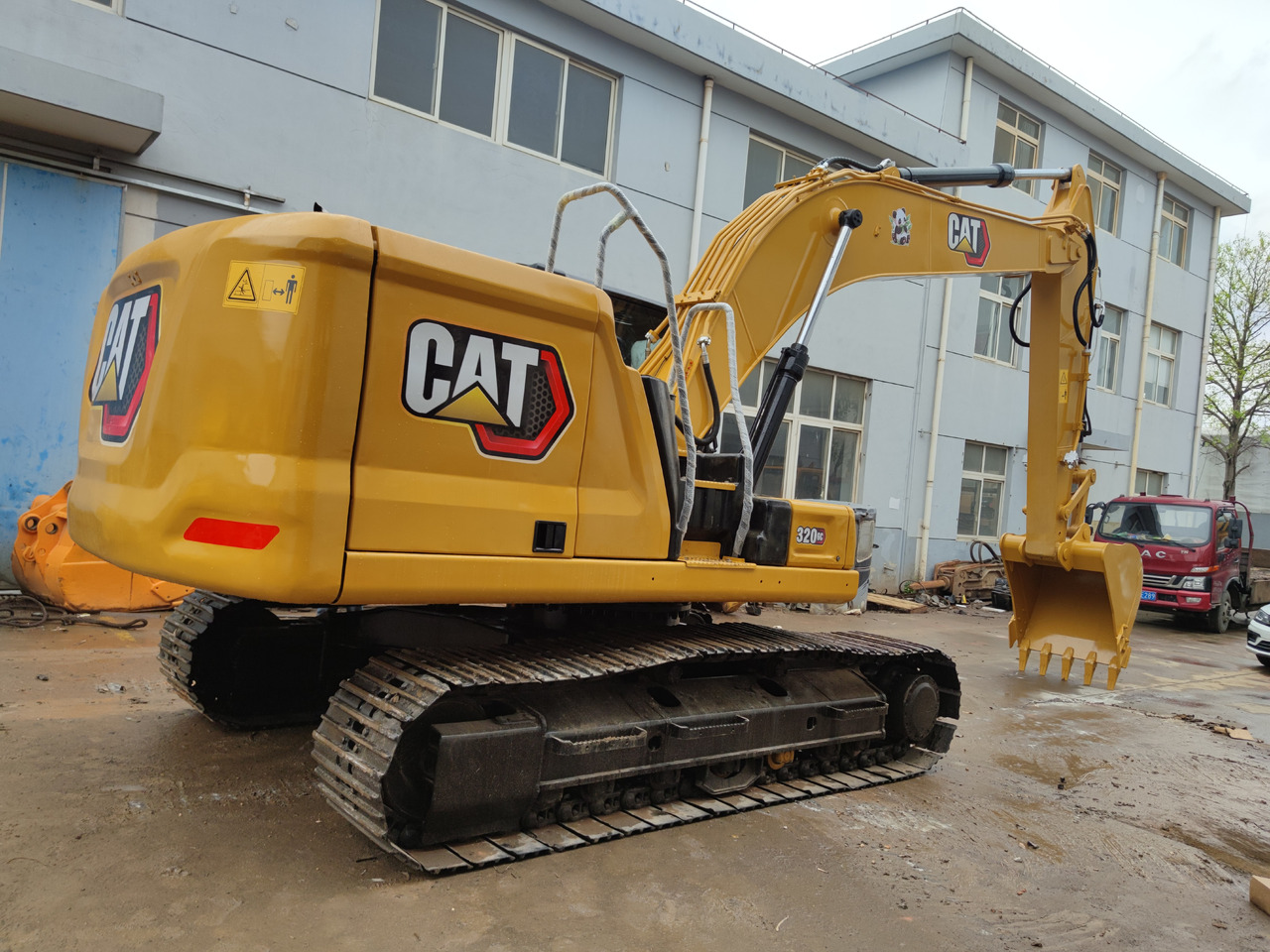 CATERPILLAR 320GC 320 used excavator - Гусеничный экскаватор: фото 2 CATERPILLAR 320GC 320 used excavator - Гусеничный экскаватор: фото 2