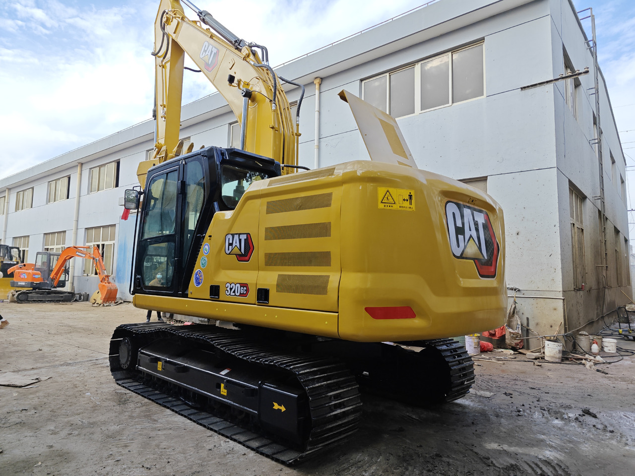 CATERPILLAR 320GC - Гусеничный экскаватор: фото 4 CATERPILLAR 320GC - Гусеничный экскаватор: фото 4