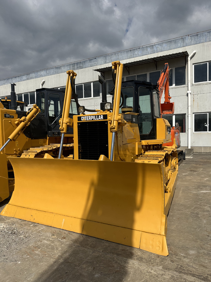 CATERPILLAR D6G CAT dozer - Бульдозер: фото 2 CATERPILLAR D6G CAT dozer - Бульдозер: фото 2