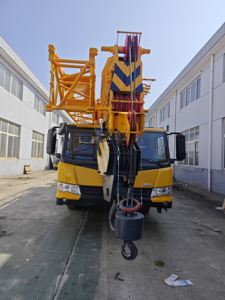 XCMG QY50KC Used Truck Crane - Мобильный кран: фото 2 XCMG QY50KC Used Truck Crane - Мобильный кран: фото 2