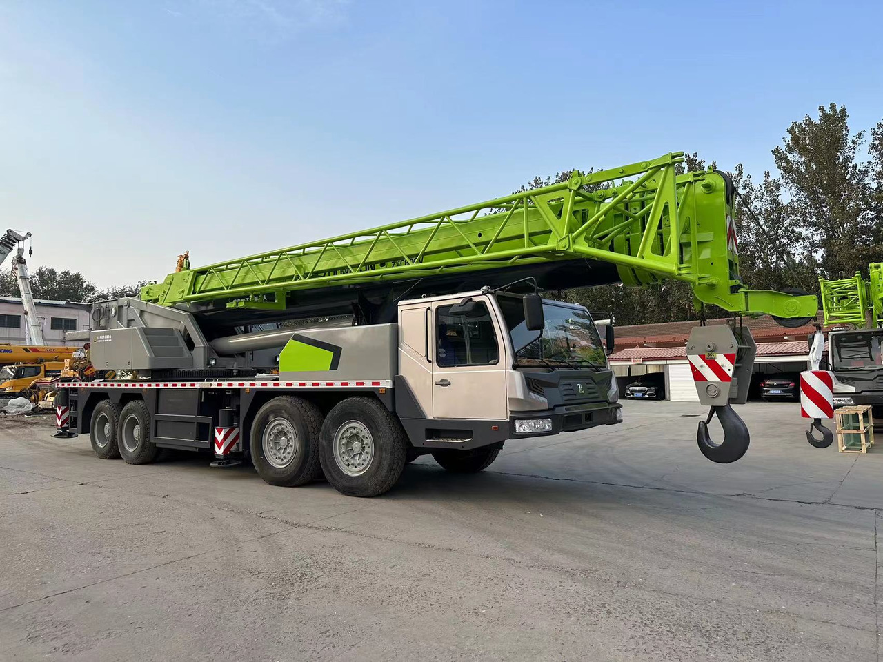 ZOOMLION ZTC800V - Мобильный кран: фото 2 ZOOMLION ZTC800V - Мобильный кран: фото 2