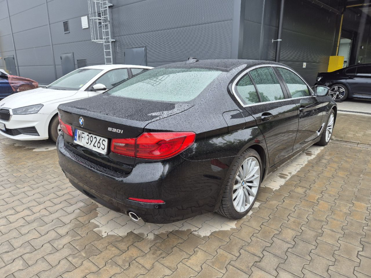 BMW 530i GPF xDrive SEDAN - Седан: фото 3 BMW 530i GPF xDrive SEDAN - Седан: фото 3