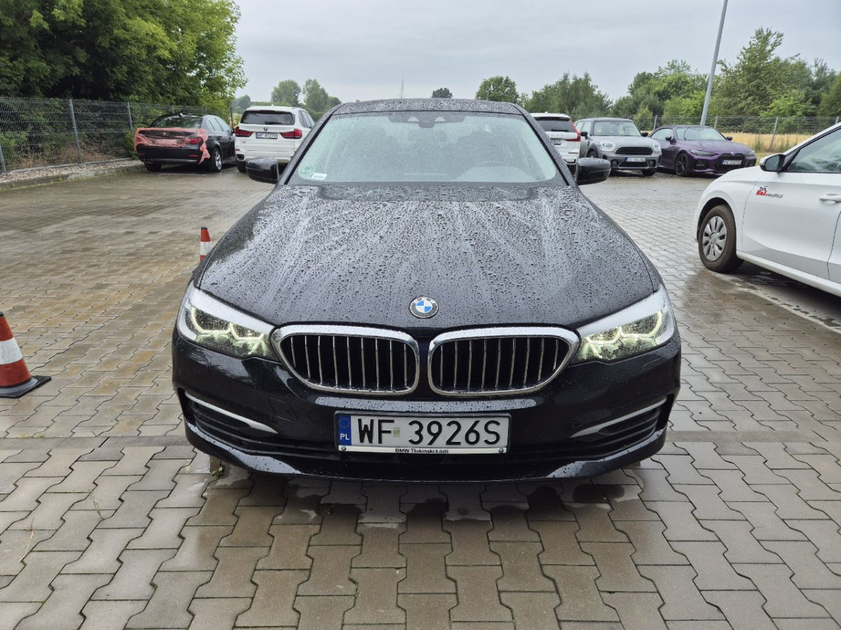 BMW 530i GPF xDrive SEDAN - Седан: фото 5 BMW 530i GPF xDrive SEDAN - Седан: фото 5