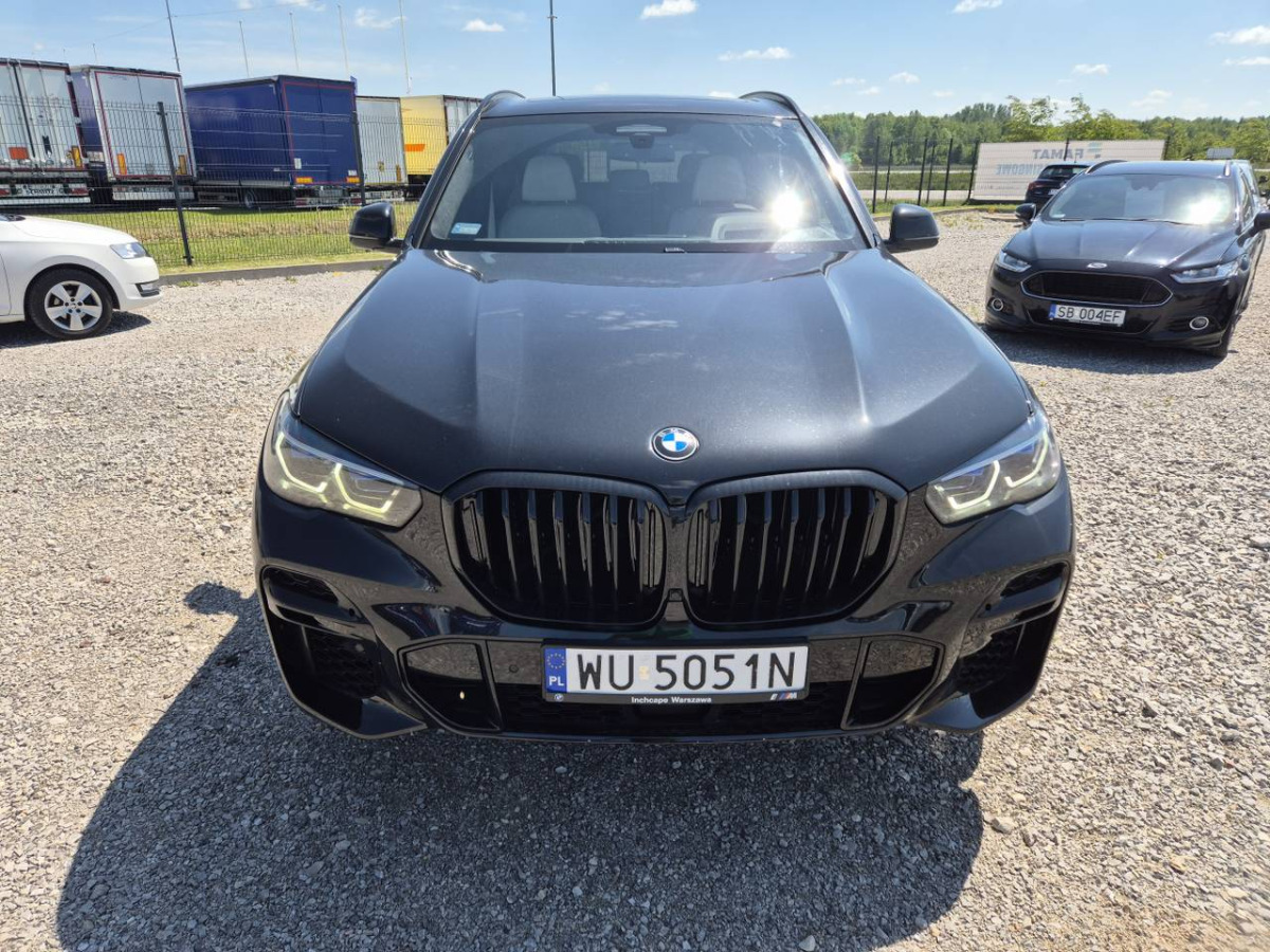 BMW X5 M50I SUV - Внедорожник: фото 3 BMW X5 M50I SUV - Внедорожник: фото 3