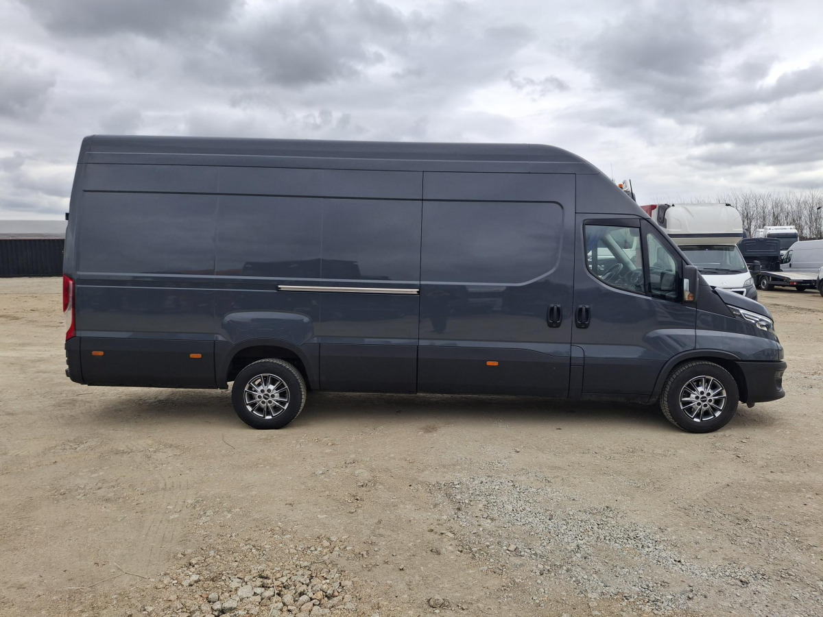 IVECO 35S18 FURGON BLASZAK - Цельнометаллический фургон: фото 4 IVECO 35S18 FURGON BLASZAK - Цельнометаллический фургон: фото 4