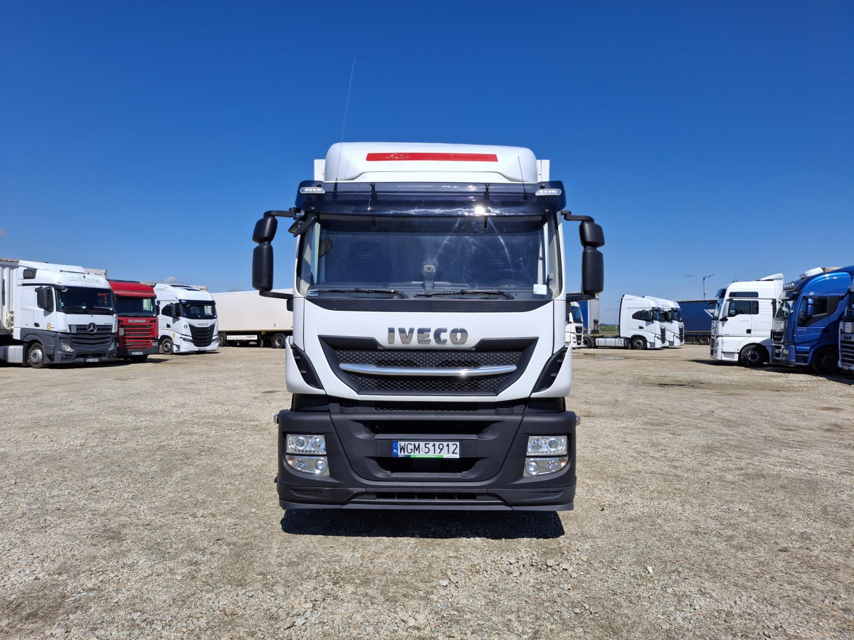 IVECO STRALIS KONTENER Z WINDĄ - Грузовик с закрытым кузовом: фото 3 IVECO STRALIS KONTENER Z WINDĄ - Грузовик с закрытым кузовом: фото 3