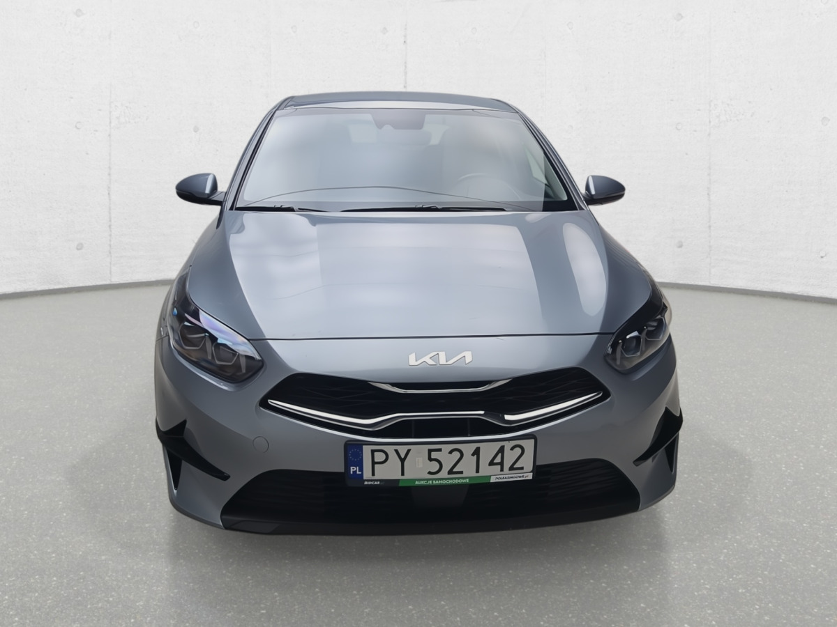 KIA CEED HATCHBACK - Легковой автомобиль: фото 4 KIA CEED HATCHBACK - Легковой автомобиль: фото 4