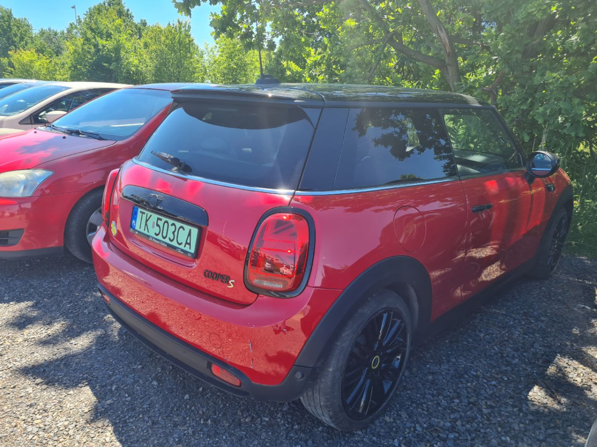 MINI Cooper SE Classic Trim HATCHBACK - Хэтчбек: фото 3 MINI Cooper SE Classic Trim HATCHBACK - Хэтчбек: фото 3