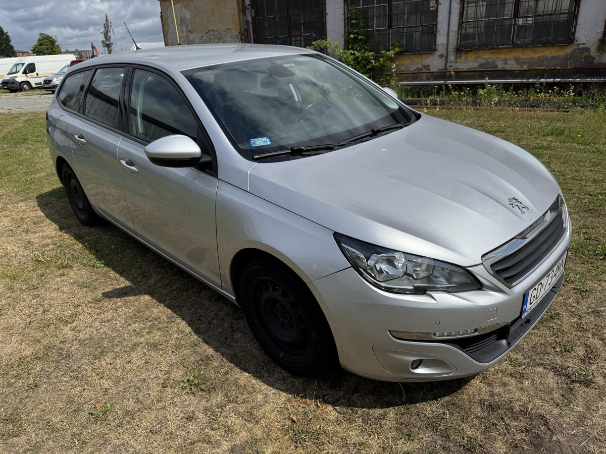 PEUGEOT 308 KOMBI - Легковой автомобиль: фото 1 PEUGEOT 308 KOMBI - Легковой автомобиль: фото 1