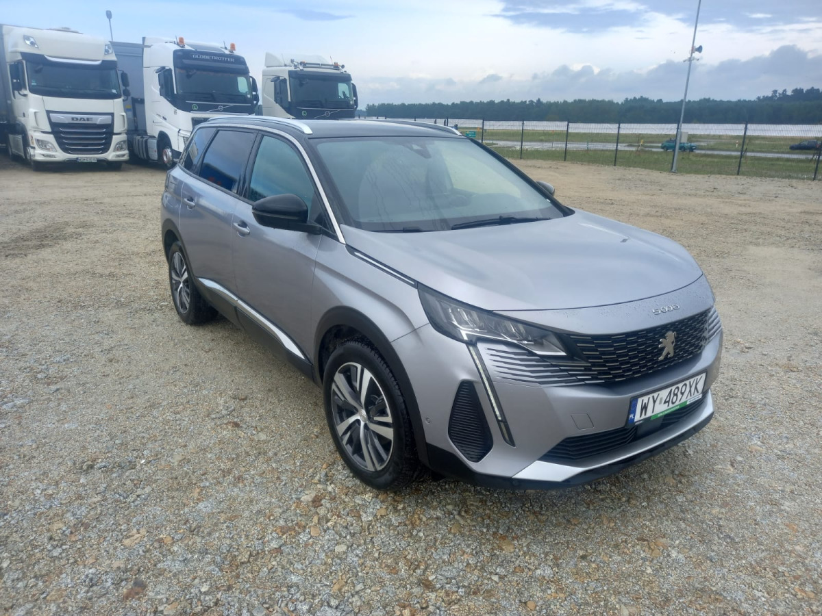 PEUGEOT 5008 SUV - Внедорожник: фото 1 PEUGEOT 5008 SUV - Внедорожник: фото 1