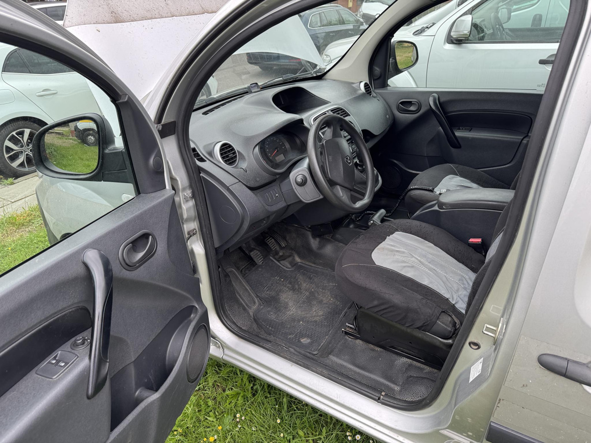 RENAULT KANGOO FURGON BLASZAK - Цельнометаллический фургон: фото 5 RENAULT KANGOO FURGON BLASZAK - Цельнометаллический фургон: фото 5