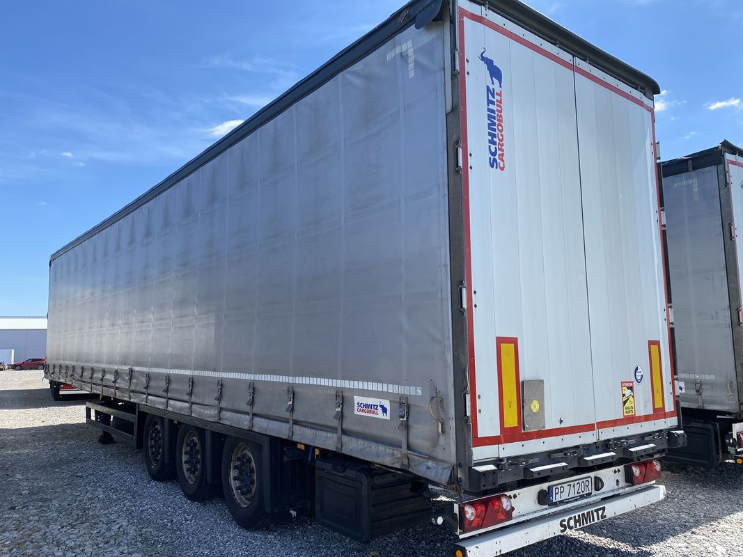 SCHMITZ CARGOBULL SCB S3T FIRANA - Тентованный прицеп: фото 3 SCHMITZ CARGOBULL SCB S3T FIRANA - Тентованный прицеп: фото 3