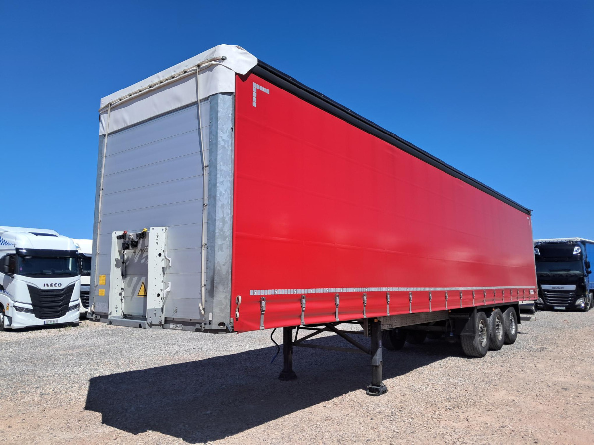 SCHMITZ CARGOBULL SCB S3T FIRANA - Тентованный прицеп: фото 2 SCHMITZ CARGOBULL SCB S3T FIRANA - Тентованный прицеп: фото 2