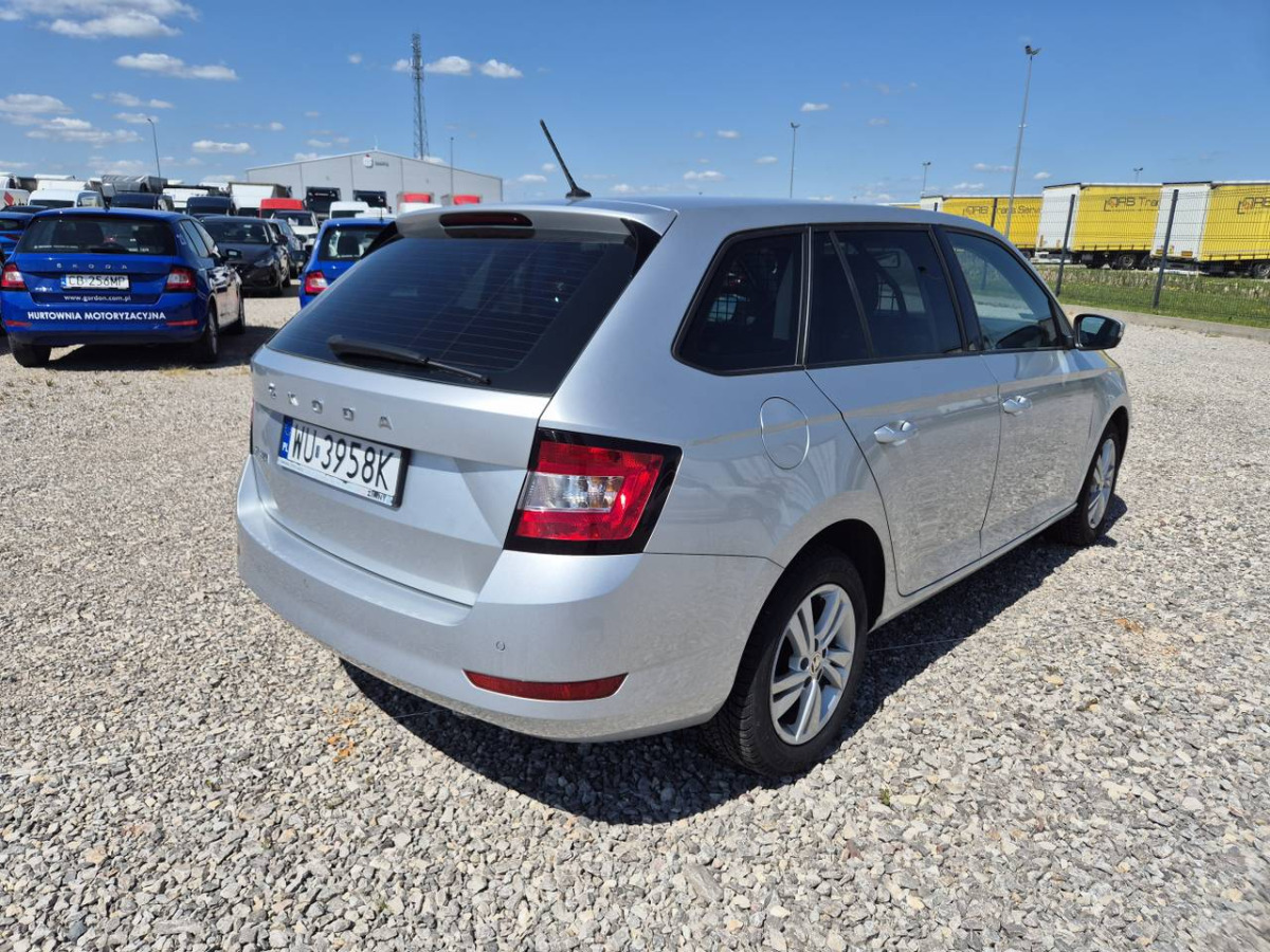 SKODA FABIA VAN+ HATCHBACK HOMOLOGACJA JAKO SAMOCHÓD CIĘŻAROWY - Хэтчбек: фото 4 SKODA FABIA VAN+ HATCHBACK HOMOLOGACJA JAKO SAMOCHÓD CIĘŻAROWY - Хэтчбек: фото 4