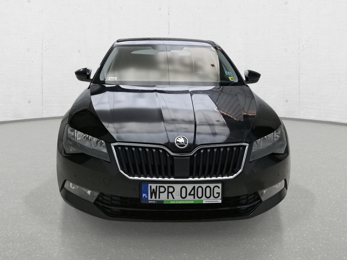 SKODA SUPERB SEDAN - Седан: фото 3 SKODA SUPERB SEDAN - Седан: фото 3