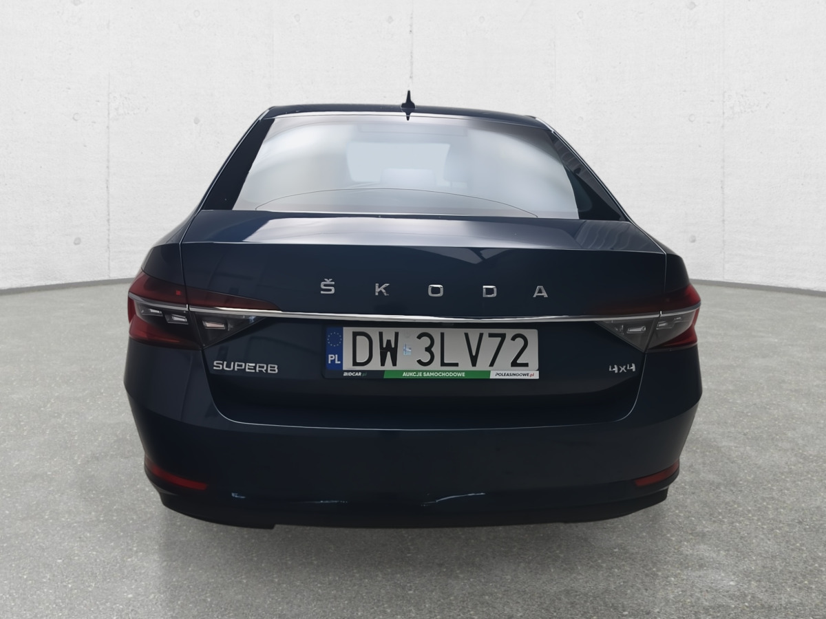 SKODA SUPERB SEDAN - Седан: фото 5 SKODA SUPERB SEDAN - Седан: фото 5