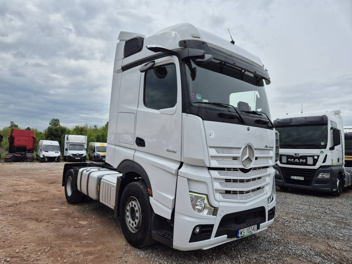 MERCEDES BENZ ACTROS 1845 CIĄGNIK SIODŁOWY - Тягач: фото 2 MERCEDES BENZ ACTROS 1845 CIĄGNIK SIODŁOWY - Тягач: фото 2