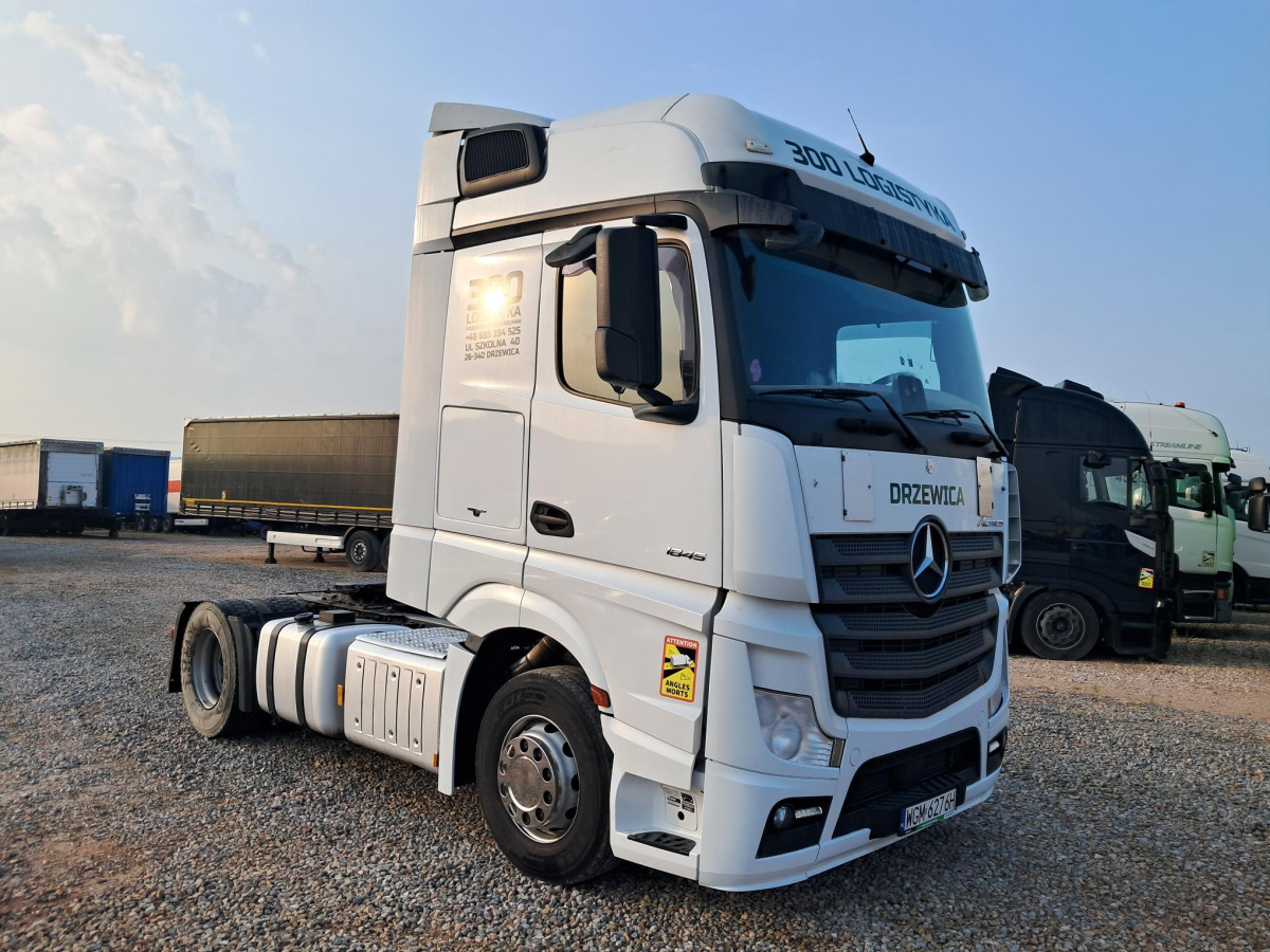 MERCEDES BENZ ACTROS CIĄGNIK SIODŁOWY - Тягач: фото 1 MERCEDES BENZ ACTROS CIĄGNIK SIODŁOWY - Тягач: фото 1
