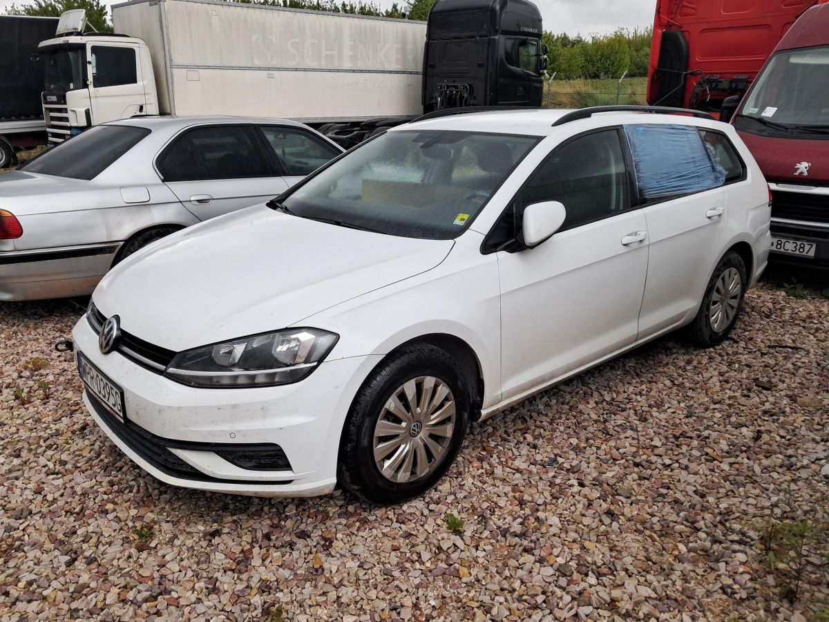 VOLKSWAGEN GOLF KOMBI - Легковой автомобиль: фото 2 VOLKSWAGEN GOLF KOMBI - Легковой автомобиль: фото 2