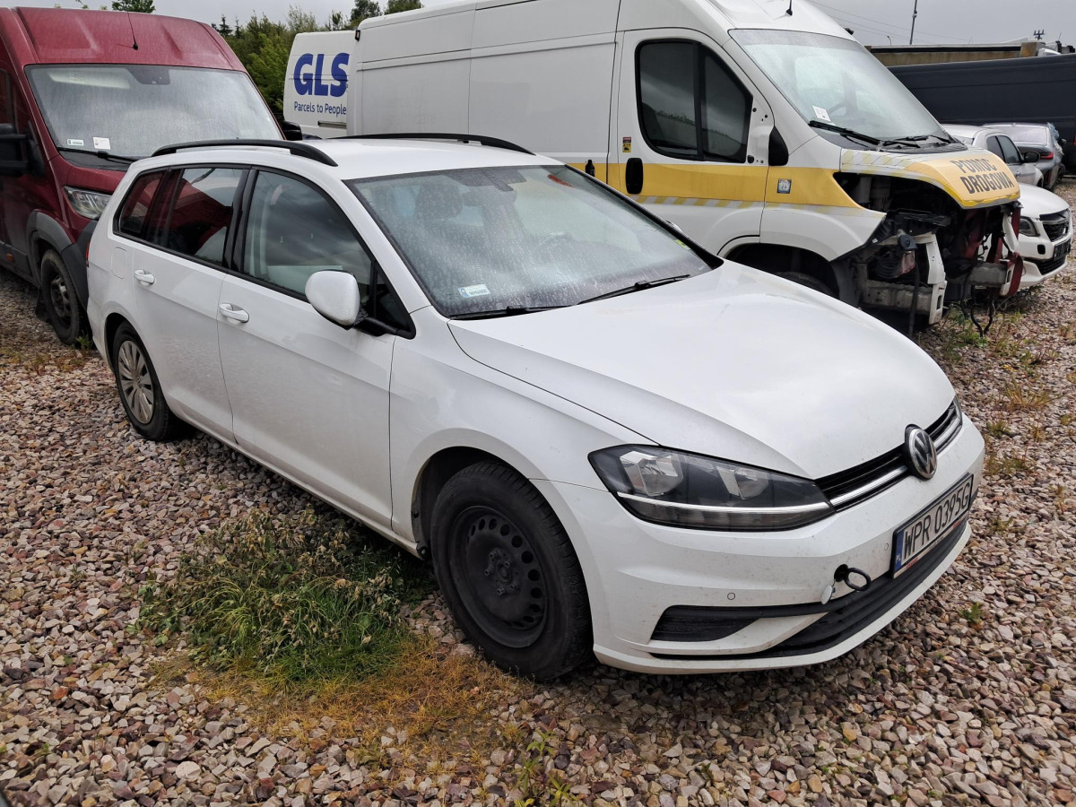 VOLKSWAGEN GOLF KOMBI - Легковой автомобиль: фото 1 VOLKSWAGEN GOLF KOMBI - Легковой автомобиль: фото 1