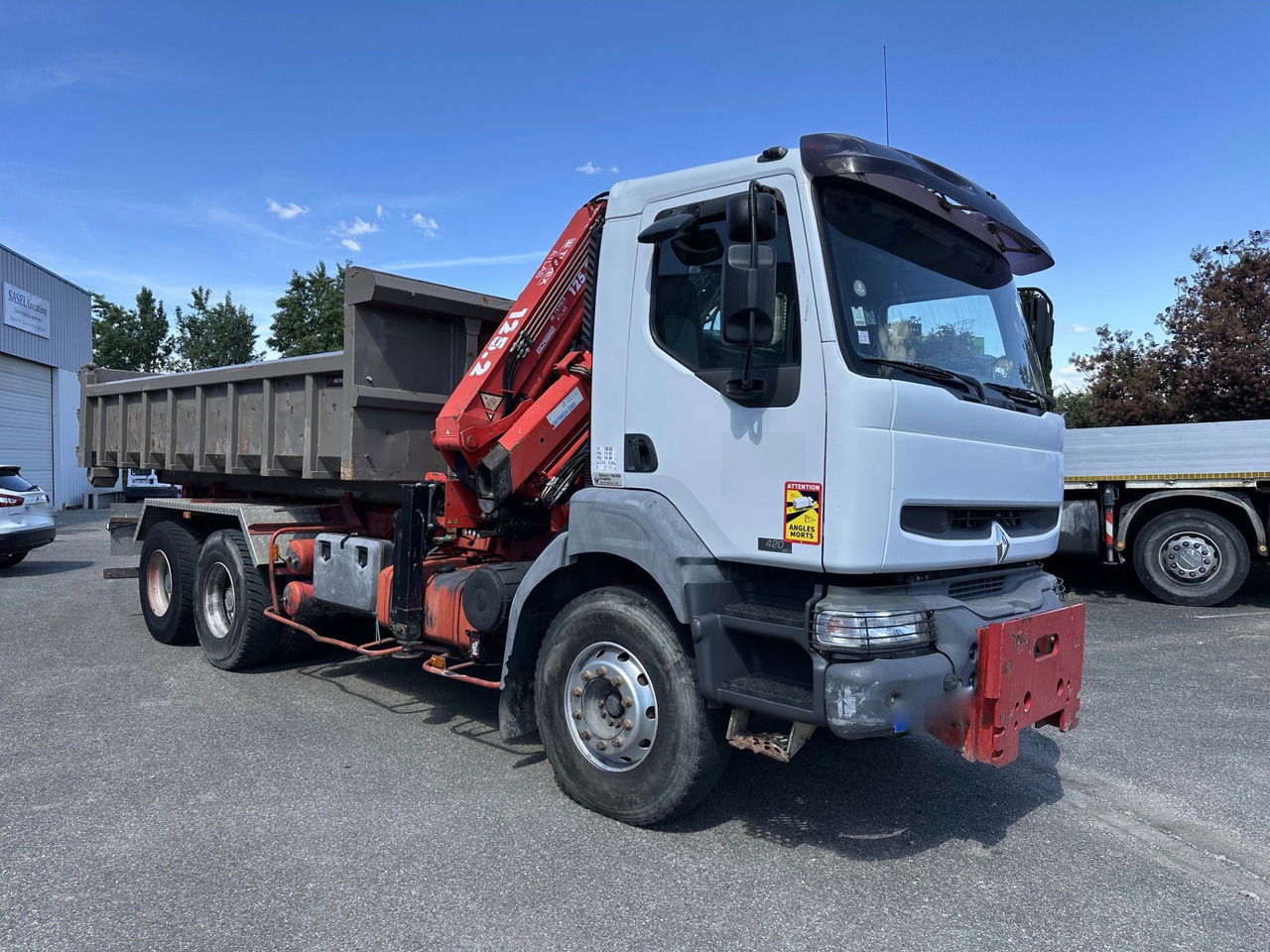 RENAULT KERAX 420DCI - Крюковой мультилифт, Автоманипулятор: фото 2 RENAULT KERAX 420DCI - Крюковой мультилифт, Автоманипулятор: фото 2