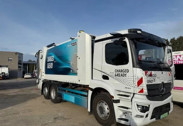 Mercedes-Benz eActros 300 L 6x2 Elektryczna śmieciarka - Мусоровоз: фото 1 Mercedes-Benz eActros 300 L 6x2 Elektryczna śmieciarka - Мусоровоз: фото 1