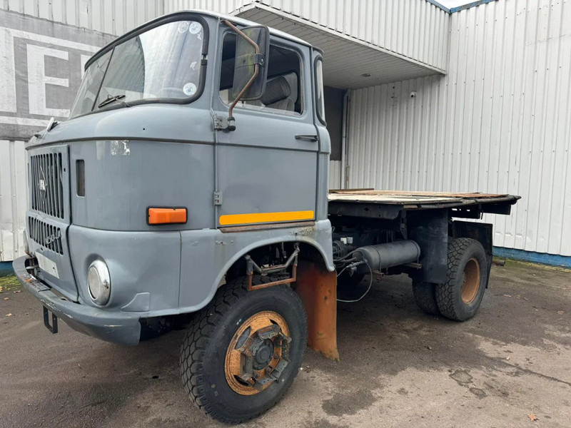 IFA W 50 LA , 4x4 - Грузовик бортовой/ Платформа: фото 1 IFA W 50 LA , 4x4 - Грузовик бортовой/ Платформа: фото 1
