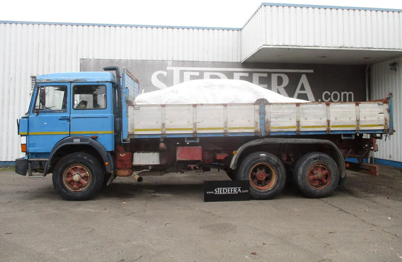 Iveco Turbostar 190-30 , Manual , V8 , 3 way tipper , Spring suspension , 6x2 - Самосвал: фото 2 Iveco Turbostar 190-30 , Manual , V8 , 3 way tipper , Spring suspension , 6x2 - Самосвал: фото 2