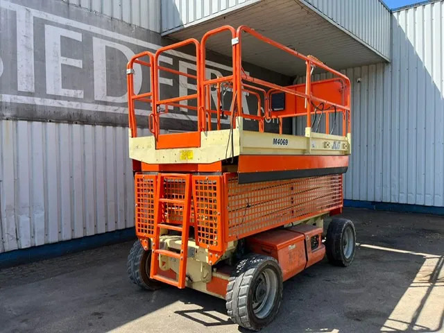 JLG M4069 , Electric Scissorlift , Missing Upper Contoller, Working NOT Tested !! - Ножничный подъемник: фото 1 JLG M4069 , Electric Scissorlift , Missing Upper Contoller, Working NOT Tested !! - Ножничный подъемник: фото 1