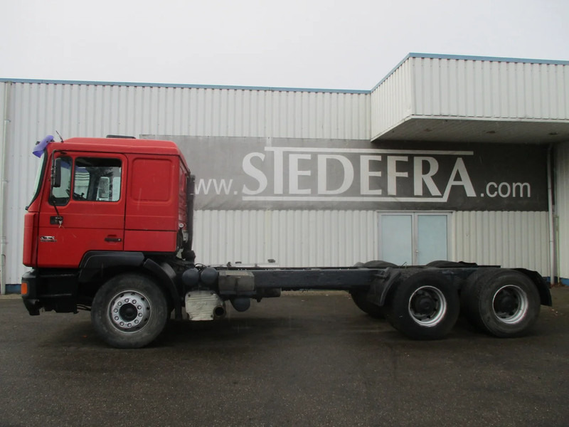 MAN F2000 26-414 , , 6x4 , ZF Manual , Spring suspension - Грузовик-шасси: фото 2 MAN F2000 26-414 , , 6x4 , ZF Manual , Spring suspension - Грузовик-шасси: фото 2