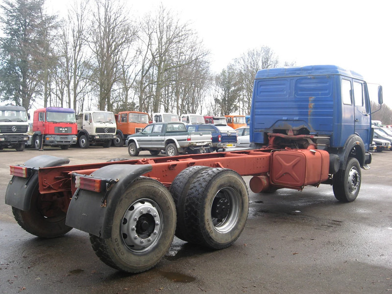 Mercedes-Benz 2435 ,V8 , Bi Turbo, 6x2 , Spring Suspension, Airco - Грузовик-шасси: фото 3 Mercedes-Benz 2435 ,V8 , Bi Turbo, 6x2 , Spring Suspension, Airco - Грузовик-шасси: фото 3