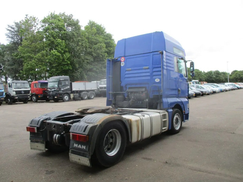 MAN TGA , FOR PARTS ONLY , NO ENGINE AND GEARBOX - Тягач: фото 3 MAN TGA , FOR PARTS ONLY , NO ENGINE AND GEARBOX - Тягач: фото 3