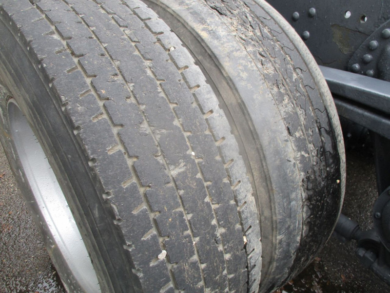 Грузовик-шасси Volvo F7 , 6x4 , Manual , Euro 1 , Telma Retarder , Spring suspension: фото 14